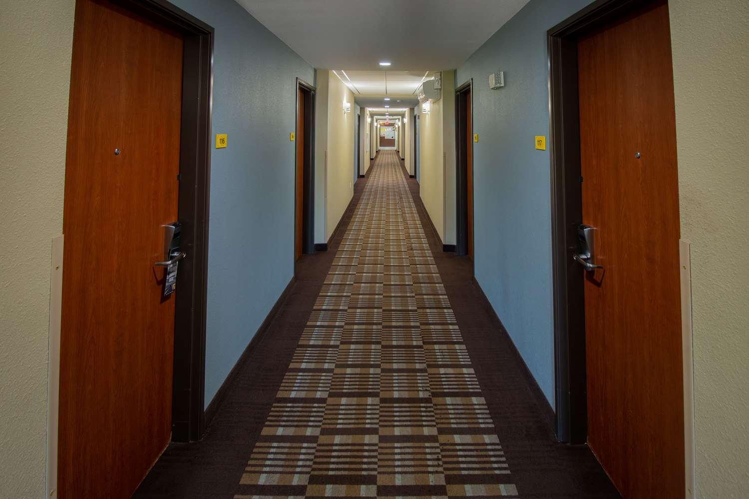 Surestay Plus Hotel By Best Western Owasso Tulsa North Экстерьер фото